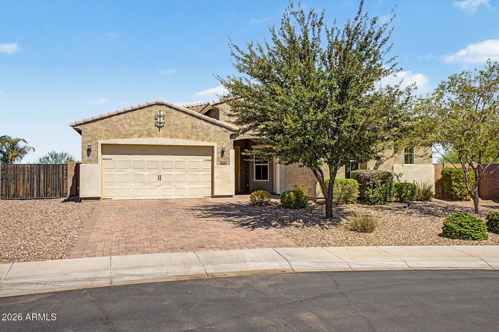 2766 E COZETTAS Court, Gilbert, AZ 85298 — exterior