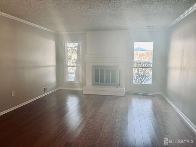 256 Willowbrook Drive, North Brunswick, NJ 08902