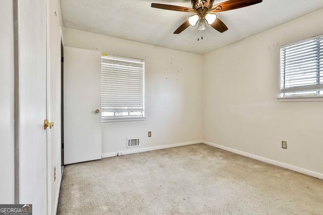 538 Wexwood Drive, Riverdale, GA 30274