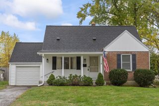 105 W Lincoln Avenue, Worthington, OH 43085