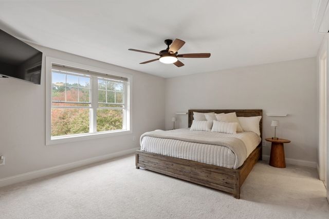 215 Main St 215, Maynard, MA 01754