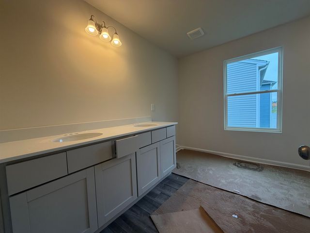 12127 Lansbury Drive, Inman, SC 29349