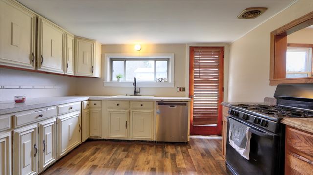 54 West Wright Avenue, Waterloo, NY 13165