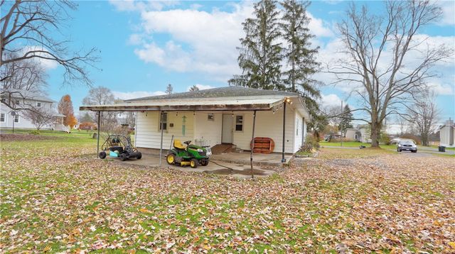 54 West Wright Avenue, Waterloo, NY 13165