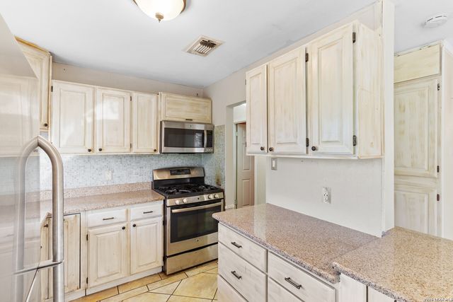 4503 Guadalajara, San Antonio, TX 78233