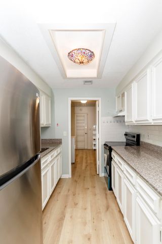 101 Ventura Place, Mount Pleasant, SC 29464