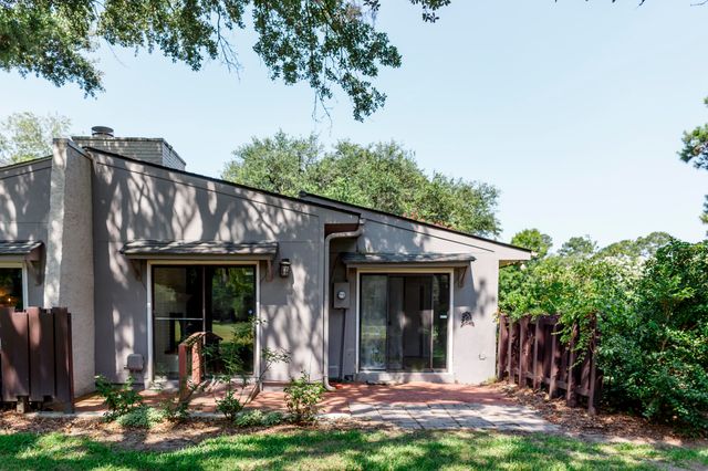 101 Ventura Place, Mount Pleasant, SC 29464