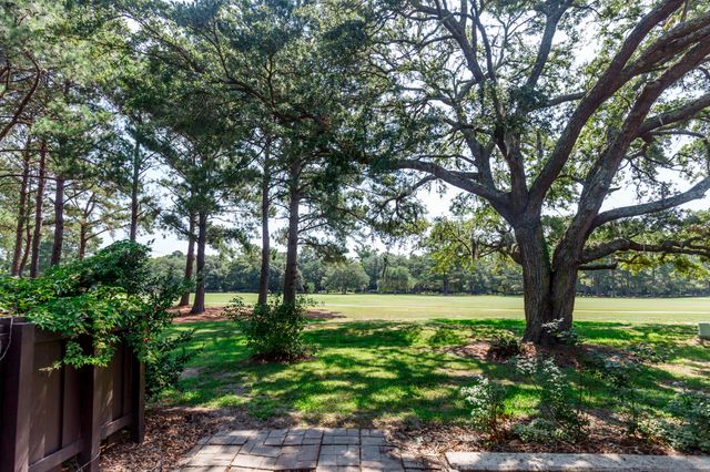 101 Ventura Place, Mount Pleasant, SC 29464