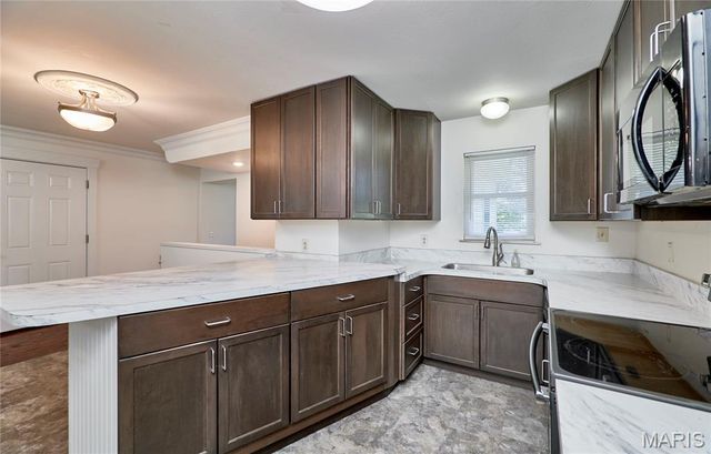 1397 Valli Lane, St Charles, MO 63304