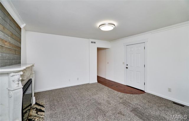 1397 Valli Lane, St Charles, MO 63304