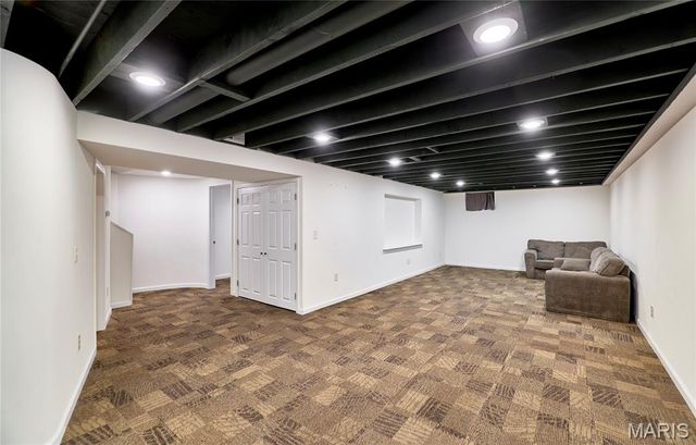 1397 Valli Lane, St Charles, MO 63304