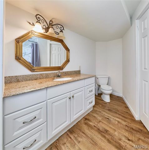1397 Valli Lane, St Charles, MO 63304