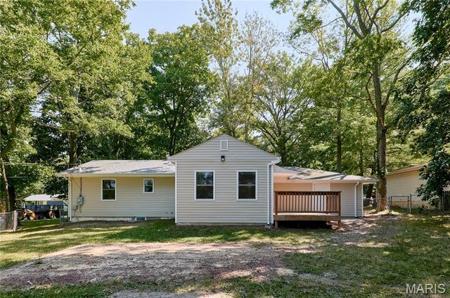 1397 Valli Lane, St Charles, MO 63304