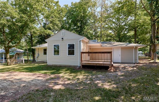 1397 Valli Lane, St Charles, MO 63304