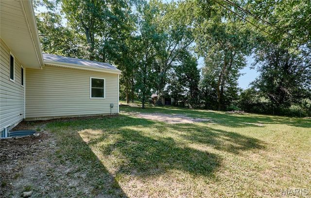 1397 Valli Lane, St Charles, MO 63304
