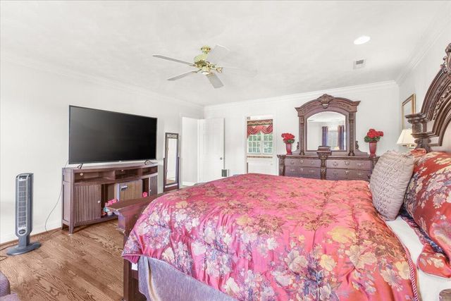 8343 Strathmore LN, Roanoke, VA 24019