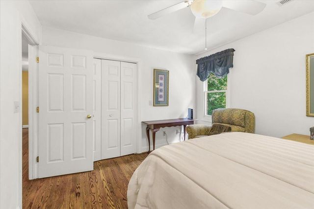 8343 Strathmore LN, Roanoke, VA 24019