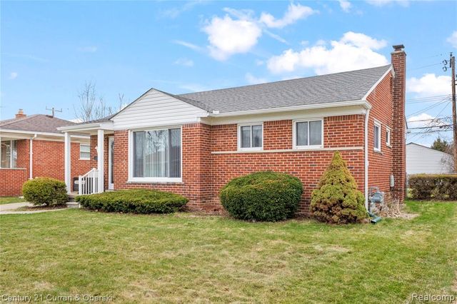 8605 Dixie Lane, Dearborn Heights, MI 48127