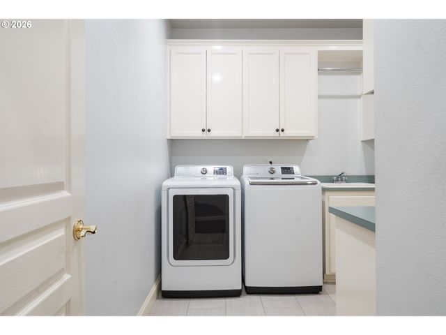 15200 Nw ABERDEEN Dr, Portland, OR 97229
