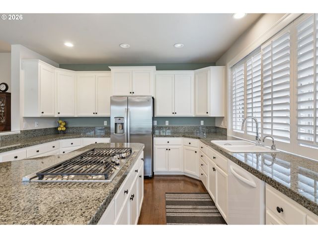 15200 Nw ABERDEEN Dr, Portland, OR 97229