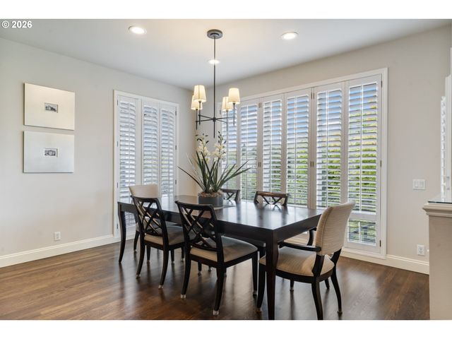 15200 Nw ABERDEEN Dr, Portland, OR 97229