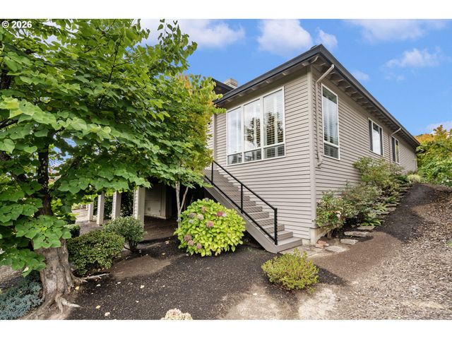 15200 Nw ABERDEEN Dr, Portland, OR 97229