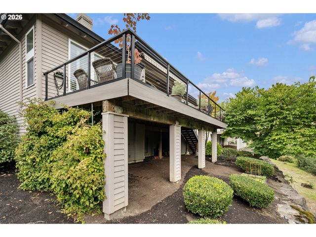 15200 Nw ABERDEEN Dr, Portland, OR 97229