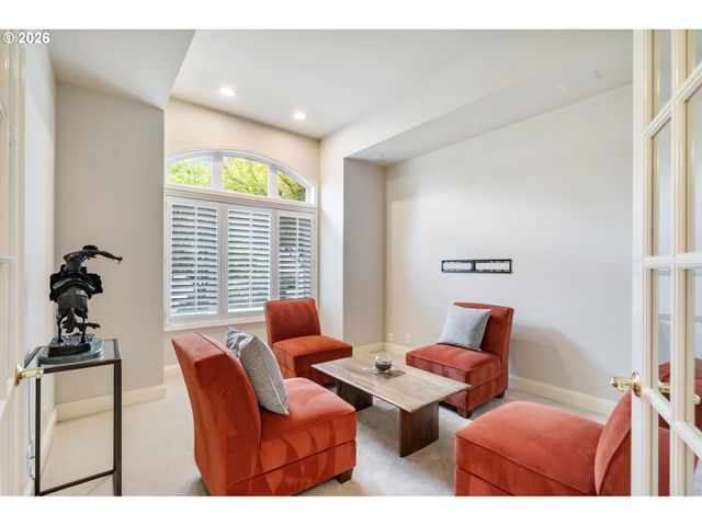 15200 Nw ABERDEEN Dr, Portland, OR 97229