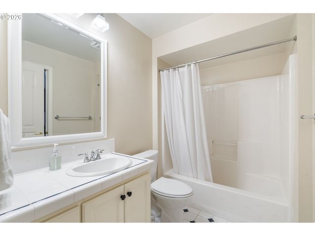 15200 Nw ABERDEEN Dr, Portland, OR 97229