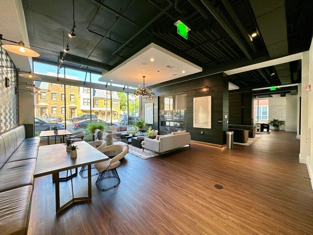 99 Sumner St U305, Boston, MA 02128