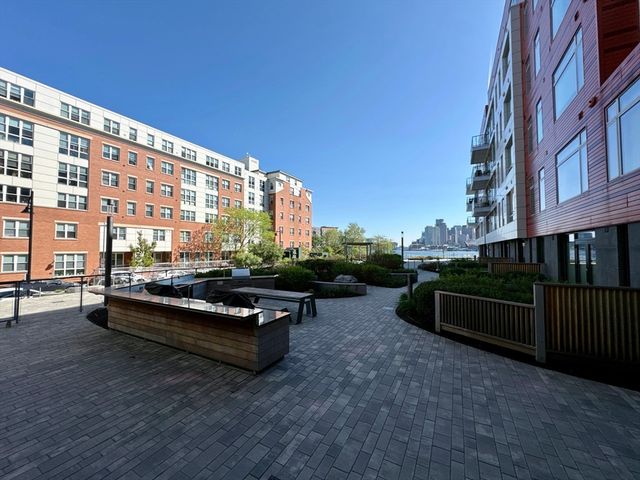 99 Sumner St U305, Boston, MA 02128