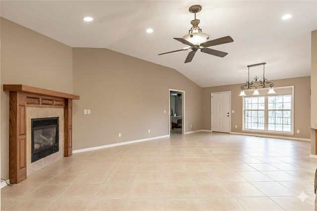 1 Portland Circle, Bella Vista, AR 72714