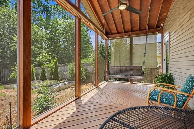 1644 Finwick Drive, Pfafftown, NC 27040
