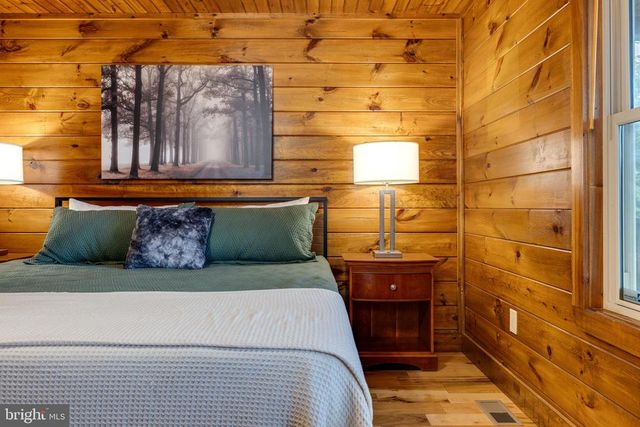 259 LOG HOME PL, Stanley, VA 22851