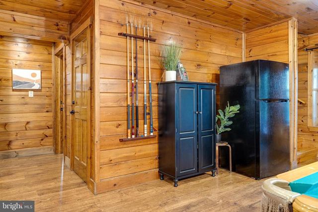 259 LOG HOME PL, Stanley, VA 22851