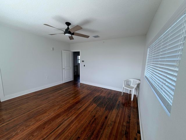 515 S Indian River Drive, Fort Pierce, FL 34950