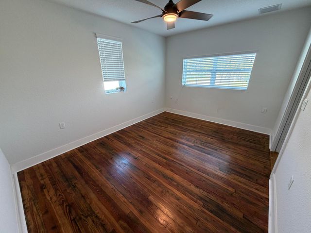 515 S Indian River Drive, Fort Pierce, FL 34950