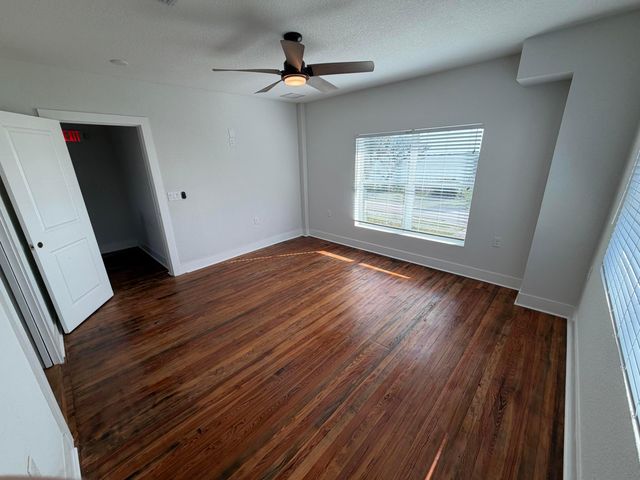 515 S Indian River Drive, Fort Pierce, FL 34950