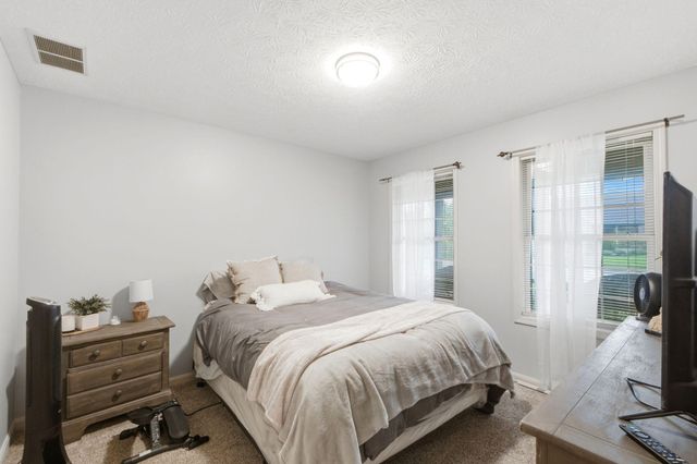2504 Worthington Drive 2504 Worthington Drive, Troy, OH 45373