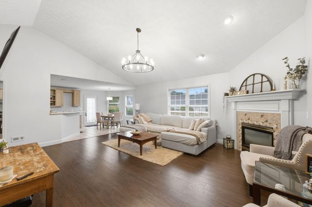 2504 Worthington Drive 2504 Worthington Drive, Troy, OH 45373