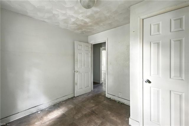 6262 Alexander ST, Norfolk, VA 23513