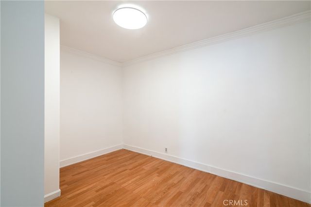 1125 N Heliotrope Drive, Los Angeles, CA 90029