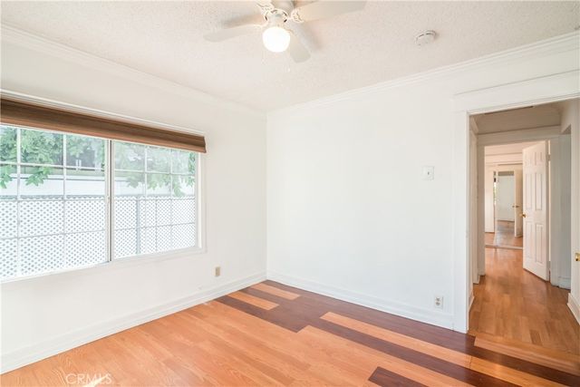 1125 N Heliotrope Drive, Los Angeles, CA 90029