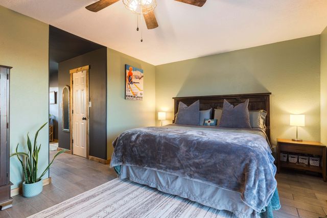 711 Tierra Alegre Court, Tijeras, NM 87059