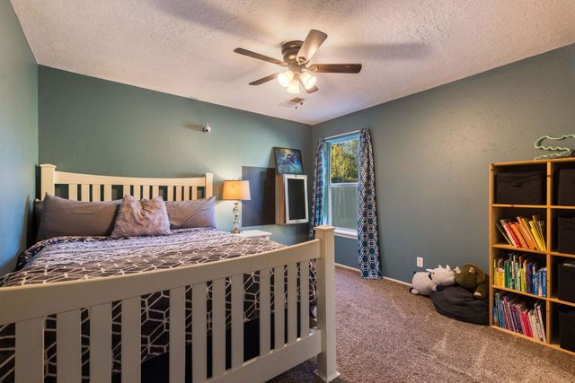 711 Tierra Alegre Court, Tijeras, NM 87059