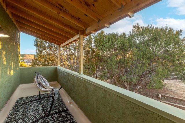 711 Tierra Alegre Court, Tijeras, NM 87059