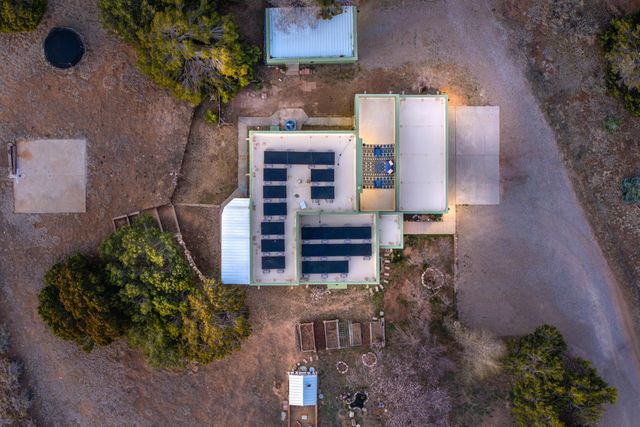 711 Tierra Alegre Court, Tijeras, NM 87059