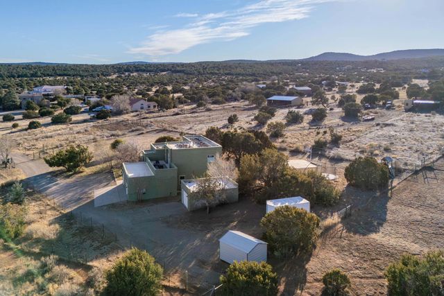 711 Tierra Alegre Court, Tijeras, NM 87059