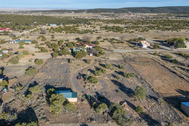 711 Tierra Alegre Court, Tijeras, NM 87059