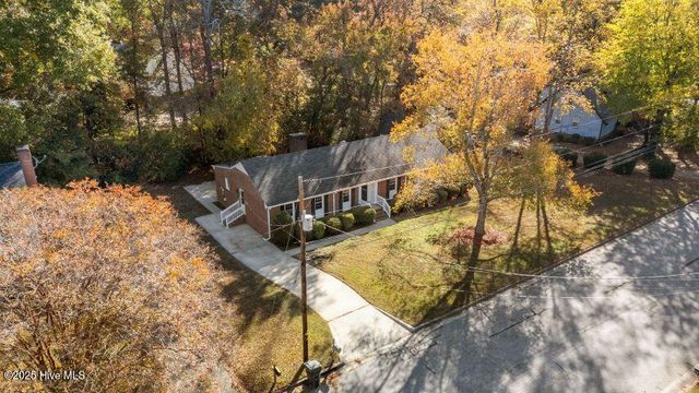 1402 Cherry Lane NW, Wilson, NC 27896